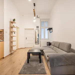 Peachy Homes Budapest